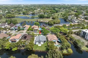 911 Mockingbird Ln, Plantation, FL 33324 - Photo 47