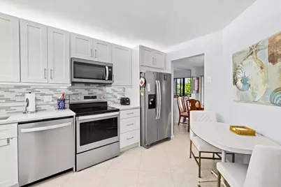 5851 Camino Del Sol #203, Boca Raton, FL 33433 - Photo 3