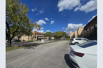 2741 N Pine Island Road #106, Sunrise, FL 33322 - Photo 3