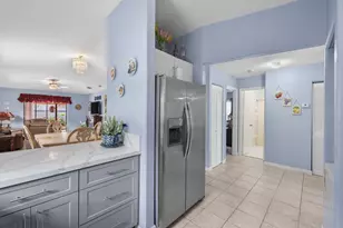 9778 NW 128th Ln, Hialeah Gardens, FL 33018 - Photo 17