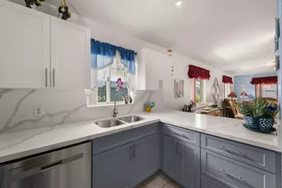 9778 NW 128th Lane, Hialeah Gardens, FL 33018 - Photo 15