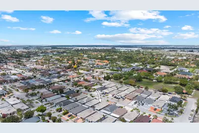 9778 NW 128th Lane, Hialeah Gardens, FL 33018 - Photo 33