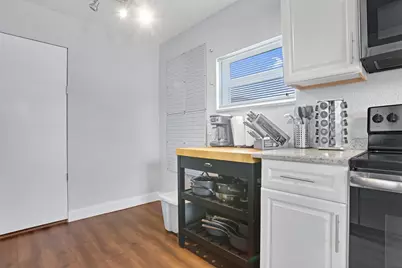 1325 SE 1st Avenue, Deerfield Beach, FL 33441 - Photo 13