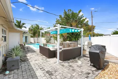 1325 SE 1st Avenue, Deerfield Beach, FL 33441 - Photo 27