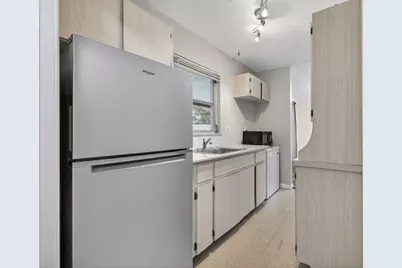 1040 SE 5th Street SE, Stuart, FL 34996 - Photo 15
