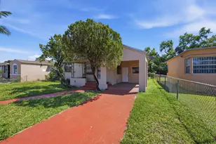 874 NW 74th St, Miami, FL 33150 - Photo 27