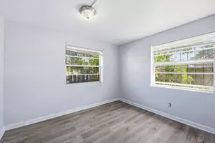 874 NW 74th St, Miami, FL 33150 - Photo 13