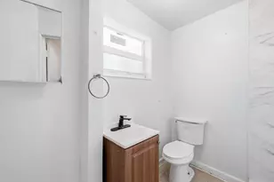 874 NW 74th St, Miami, FL 33150 - Photo 17