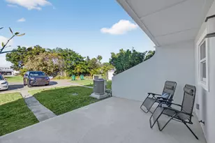 1002 Shorewinds Dr, Fort Pierce, FL 34949 - Photo 33