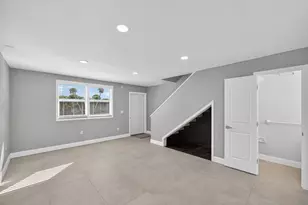 1002 Shorewinds Dr, Fort Pierce, FL 34949 - Photo 25