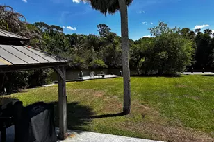 7921 SE Paradise Dr, Stuart, FL 34997 - Photo 21