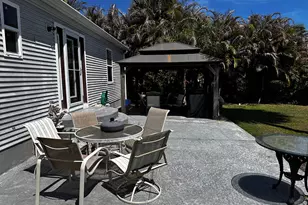 7921 SE Paradise Dr, Stuart, FL 34997 - Photo 21