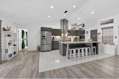 19131 Fairlawn Way, Boca Raton, FL 33434 - Photo 9