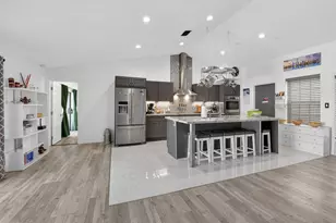 19131 Fairlawn Way, Boca Raton, FL 33434 - Photo 9