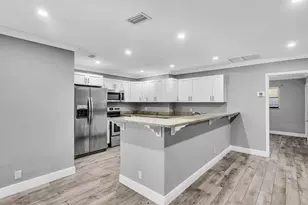 3880 NW 79th Ave, Coral Springs, FL 33065 - Photo 9