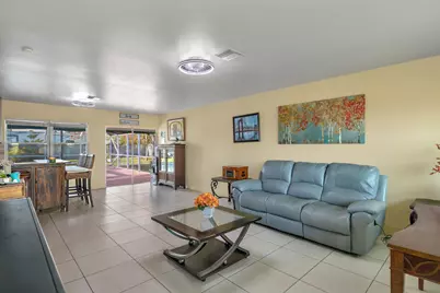 202 SW Dabney Drive, Port Saint Lucie, FL 34983 - Photo 7