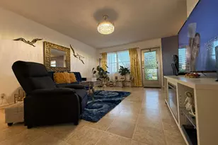 81 Camden Dr, West Palm Beach, FL 33417 - Photo 1