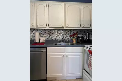 81 Camden Drive #D, West Palm Beach, FL 33417 - Photo 9