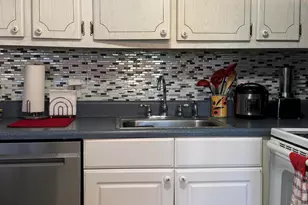 81 Camden Dr, West Palm Beach, FL 33417 - Photo 9