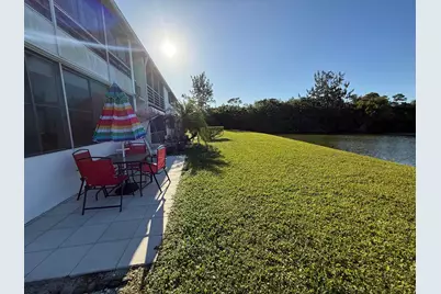 81 Camden Drive #D, West Palm Beach, FL 33417 - Photo 1