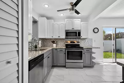 2145 NW 10th Street, Delray Beach, FL 33445 - Photo 17