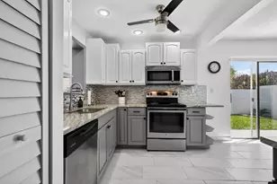 2145 NW 10th St, Delray Beach, FL 33445 - Photo 17