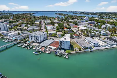 8125 Crespi Boulevard #2, Miami Beach, FL 33141 - Photo 3