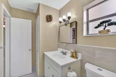 1827 Pinehurst Drive, West Palm Beach, FL 33407 - Photo 15