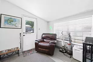 611 NW 18th Ct, Pompano Beach, FL 33060 - Photo 17