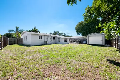 611 NW 18th Court, Pompano Beach, FL 33060 - Photo 21