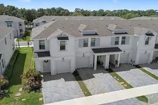 5747 SE Edgewater Cir, Stuart, FL 34997 - Photo 7