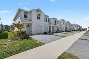 5747 SE Edgewater Cir, Stuart, FL 34997 - Photo 5