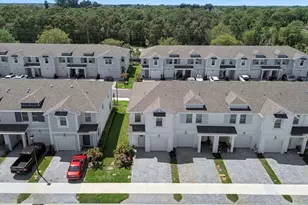 5747 SE Edgewater Cir, Stuart, FL 34997 - Photo 7