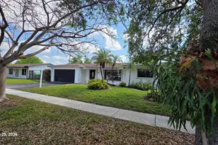 5110 SW 101st Ave, Cooper City, FL 33328 - Photo 3