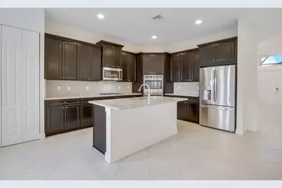 9761 S Miralago Way, Parkland, FL 33076 - Photo 3