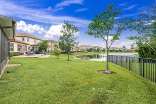 9761 S Miralago Way, Parkland, FL 33076 - Photo 9