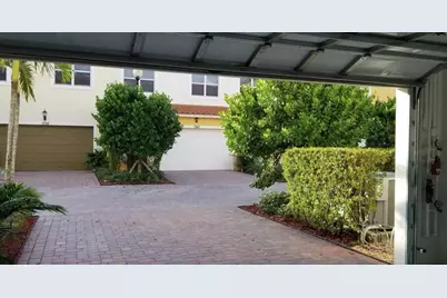 1741 NW 124th Place, Pembroke Pines, FL 33028 - Photo 27