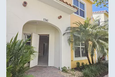 1741 NW 124th Place, Pembroke Pines, FL 33028 - Photo 21