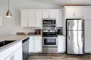 13065 Albright Ct, Wellington, FL 33414 - Photo 3