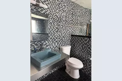 2200 NE 26th Street #A, Wilton Manors, FL 33305 - Photo 23