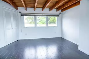 2200 NE 26th St, Wilton Manors, FL 33305 - Photo 33