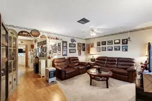 7108 NW 75th St, Tamarac, FL 33321 - Photo 13