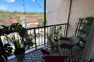 2001 Atlantic Shores Blvd, Hallandale Beach, FL 33009 - Photo 13