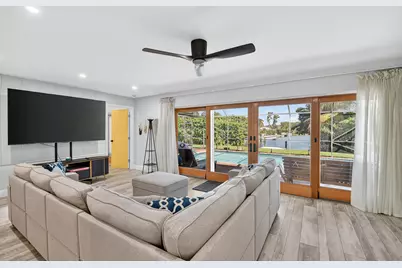 8416 Pine Tree Lane, West Palm Beach, FL 33406 - Photo 13