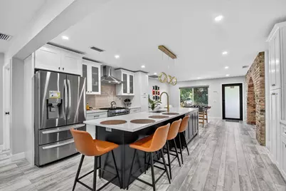 8416 Pine Tree Lane, West Palm Beach, FL 33406 - Photo 7