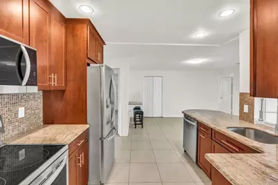 290 NW 65th Avenue, Margate, FL 33063 - Photo 27