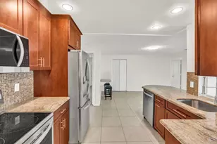 290 NW 65th Ave, Margate, FL 33063 - Photo 27