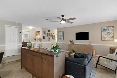 8017 NW 74th Terrace, Tamarac, FL 33321 - Photo 9