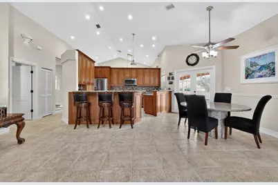 12301 Cabot Court, Boca Raton, FL 33428 - Photo 7