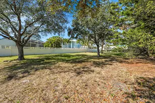 211 NW Pleasant Grove Way, Port Saint Lucie, FL 34986 - Photo 21